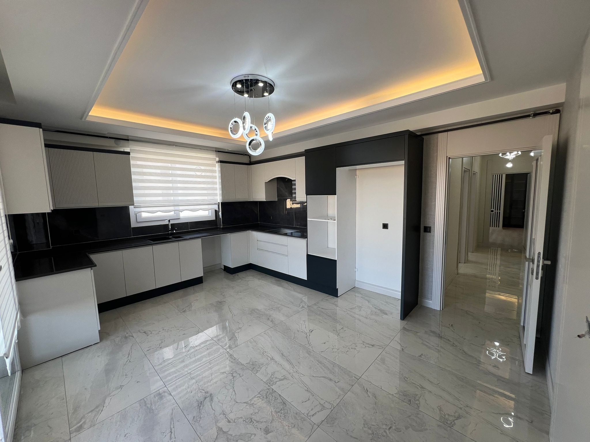 FOUR LAND GAYRİMENKUL FARKIYLA SIFIR SATILIK 3,5+1 DAİRE